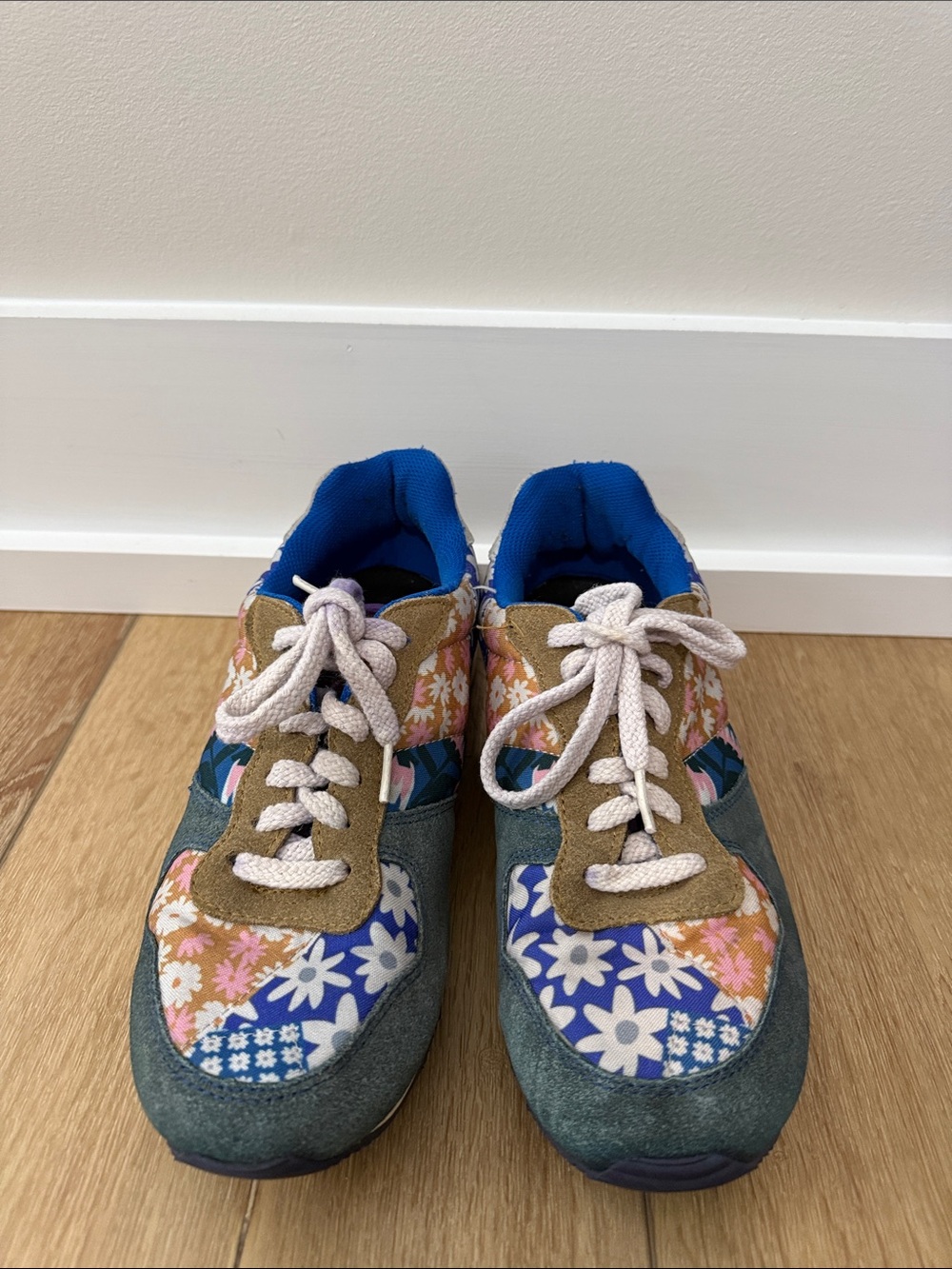 Inkkas Hendrix Joggers Sneakers *Patchwork Daisy Patpern - Picture 3 of 5